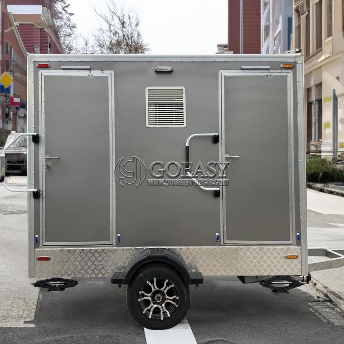 Custom 2-Station Restroom Trailers Luxury Portable Toilet Trailers for Business Use