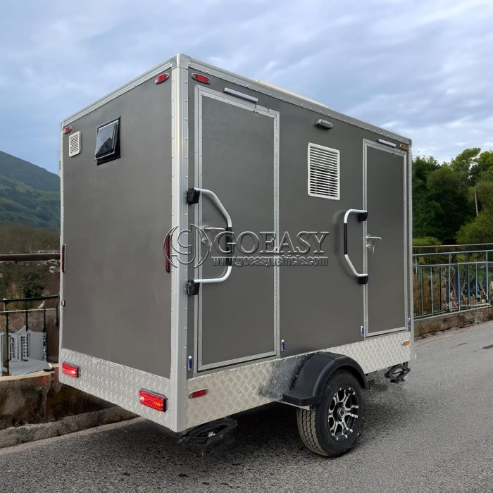 Custom 2-Station Restroom Trailers Luxury Portable Toilet Trailers for Business Use